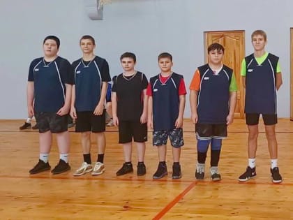 В школах Волгодонска прошли соревнования по волейболу