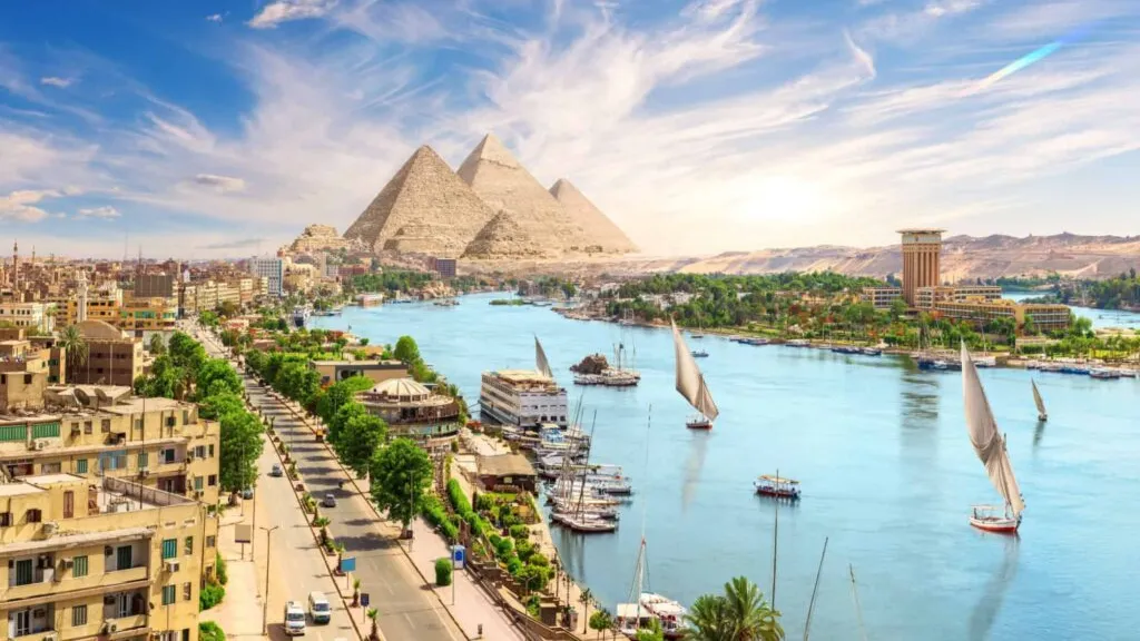Egypt welcomes record number of tourists in 2024