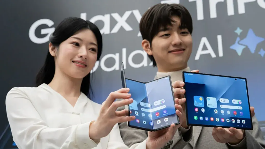 Samsung Unveils Galaxy Z TriFold as Foldable Competition Heats Up