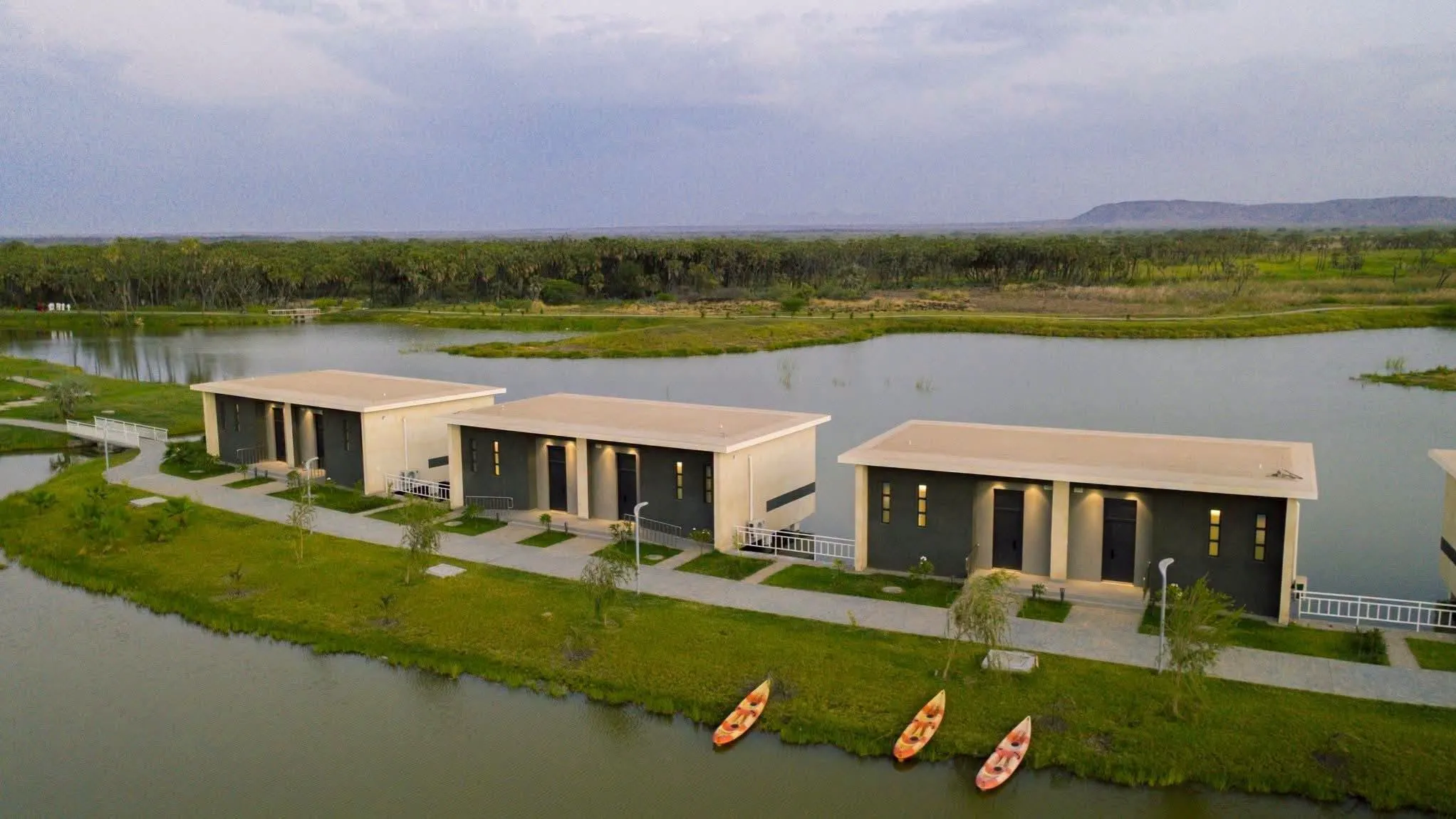 DINE FOR GENERATIONS REENGINEERS CONTINENTAL ECO-TOURISM