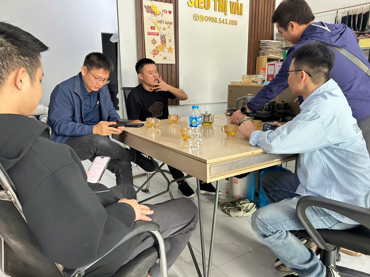 Ảnh hoạt động