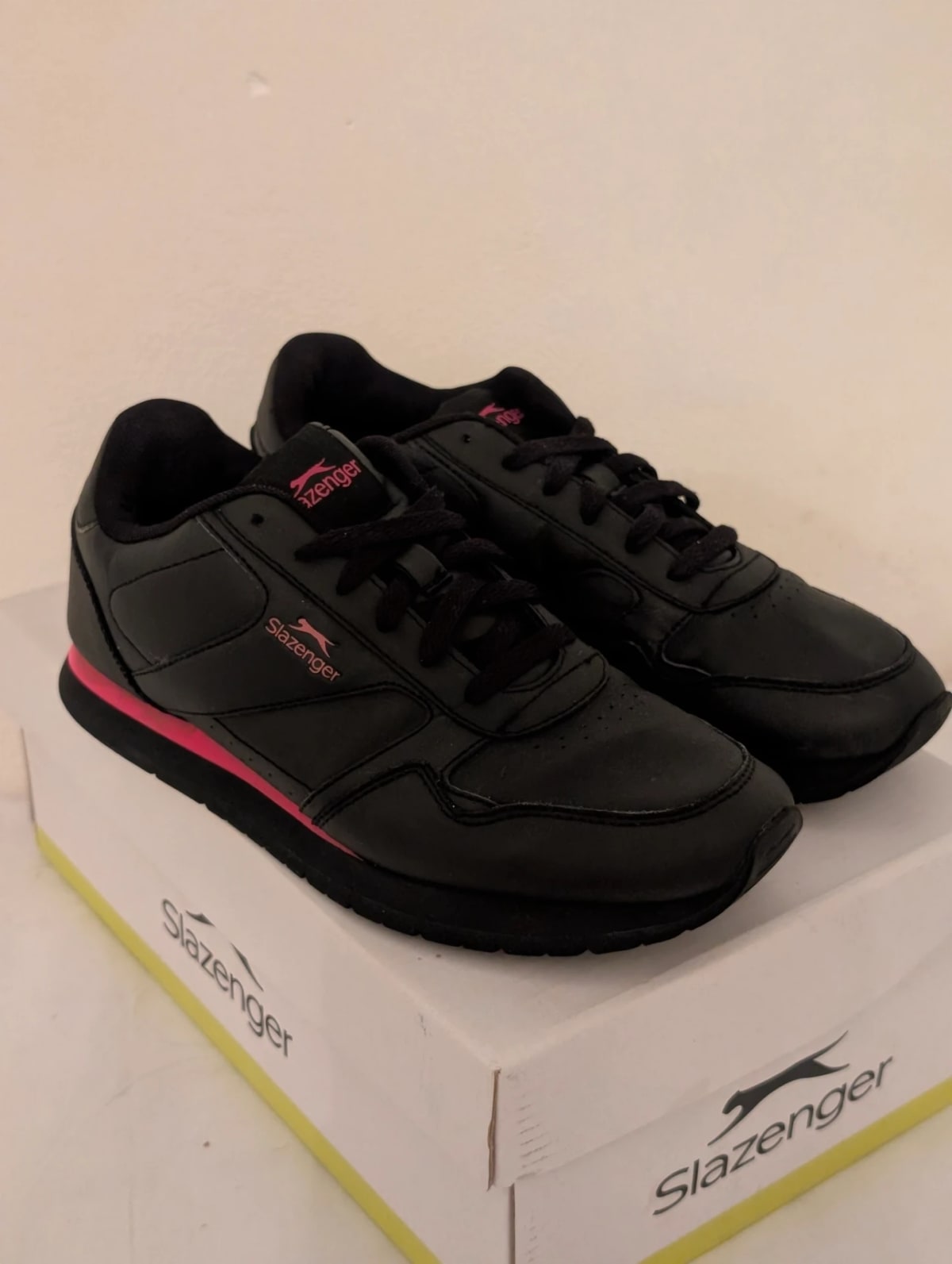 Slazenger női cipő 40es