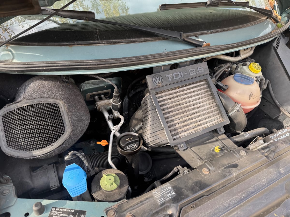 1999 Volkswagen Transporter T4 2.5TDI