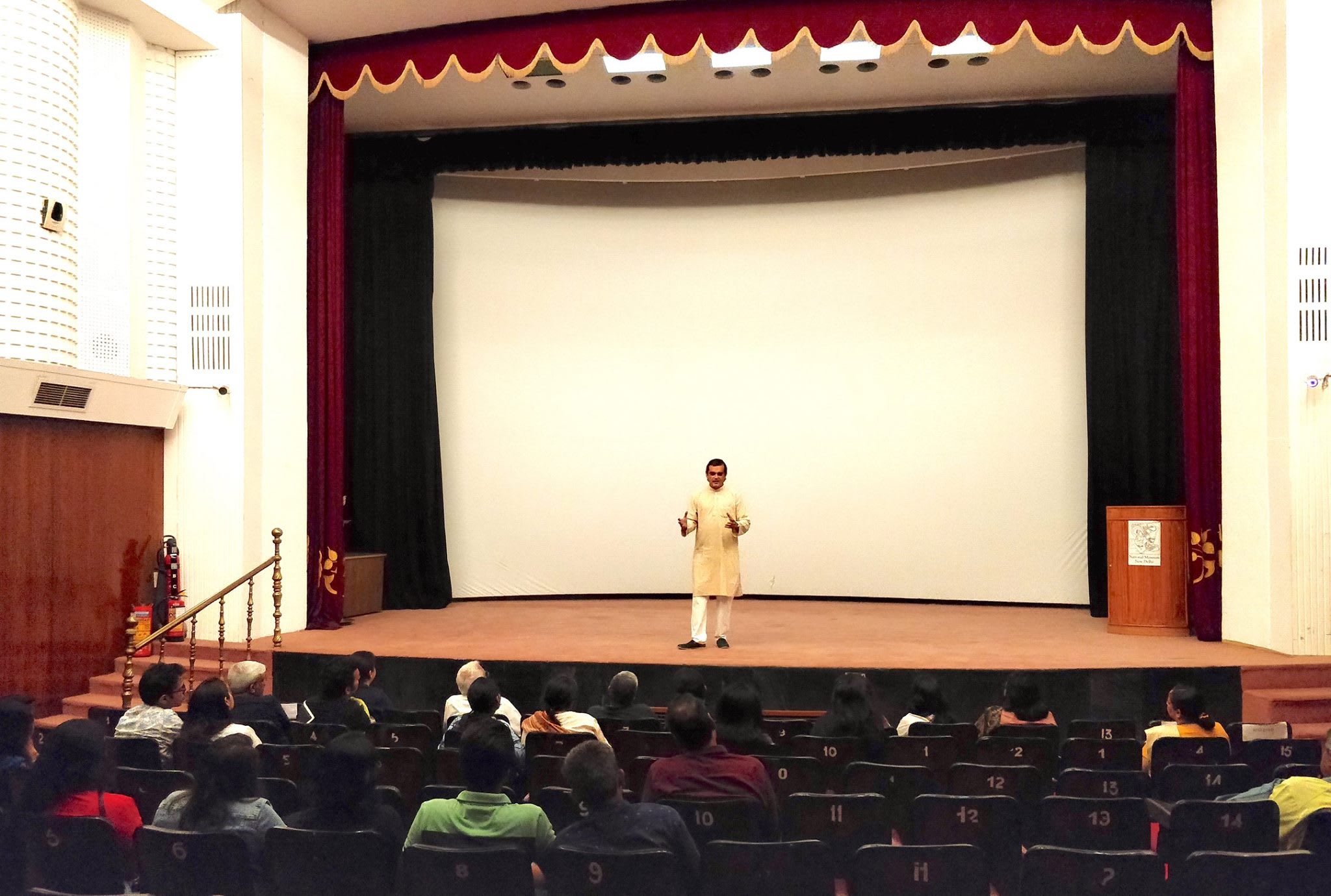 Community discussion circle