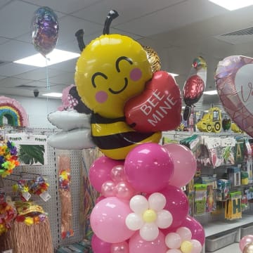 Balloon arrangement by Party Source Perth 6