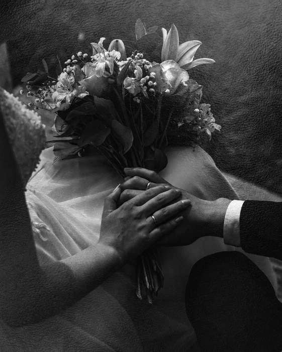 Premium HDX Matte surface simulation using the same wedding photo