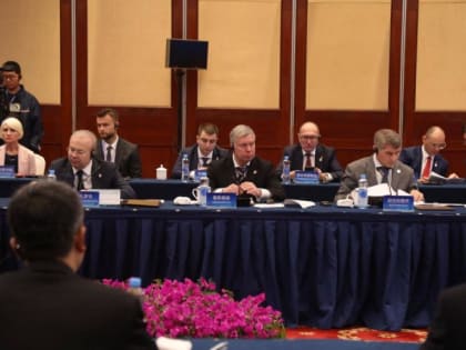 Русских принял участие в форуме «Волга — Янцзы»