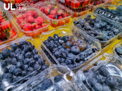 Улучшают состояние кожи и защищают клетки от окислительного стресса. Диетолог рассказал, как правильно выбрать ягоды