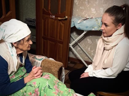 Депутаты Гордумы  навестили жителей блокадного Ленинграда