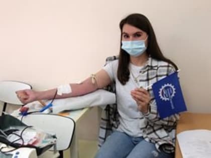 Сотрудники Ульяновского конструкторского бюро приборостроения сдали 50 литров крови