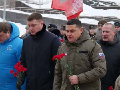 Ульяновские единороссы почтили память солдат, погибших на чеченской войне