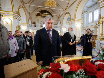 Губернатор Ульяновской области А.Ю. Русских посетил Спасо-Вознесенский кафедральный собор