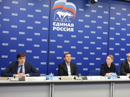 Андрей Турчак раскритиковал регионы за срыв сроков проведения капремонта школ