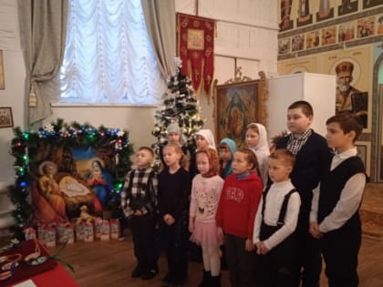 Первое занятие в 2023 году в воскресной школе при храме в Новой Малыкле