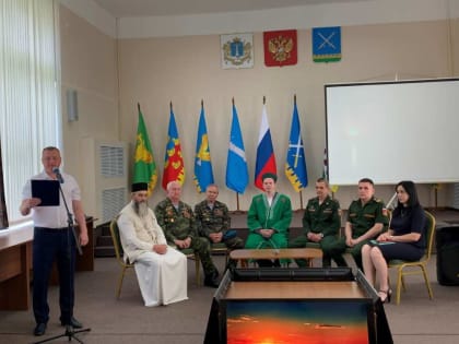 Иерей Константин Фролов принял участие во встрече с населением Старомайнского района