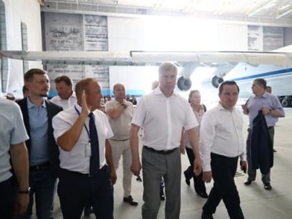 Алексей Русских обсудил с директором завода «Спектр-Авиа» развитие предприятия