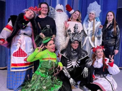 Ульяновцы посмотрели в «Современнике» сказку «Волшебное перо сказочного леса»