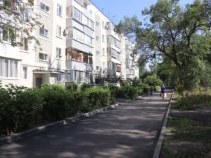 Устранят недоделки и учтут кадастровые границы. В ульяновских дворах продолжается ремонт