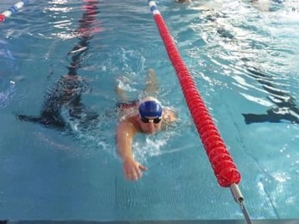 В физкультурно-оздоровительном комплексе «Акваклуб» состоялся чемпионат по плаванию среди сотрудников полиции