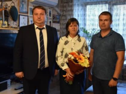 Глава города Александр Болдакин побывал в гостях у победителей конкурса «Семья года»