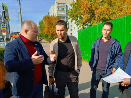 Протест жителей против установки павильона НТО в Заволжском районе