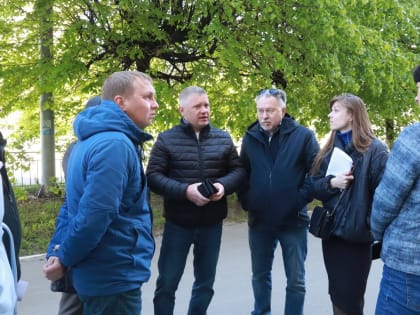 Городские депутаты занялись проблемами применения правил благоустройства в городе