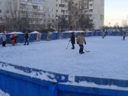 В Ульяновске залили пять хоккейных кортов