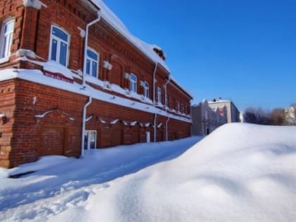 В Ульяновске собственников торговых объектов могут наказать за некачественную уборку снега и наледи