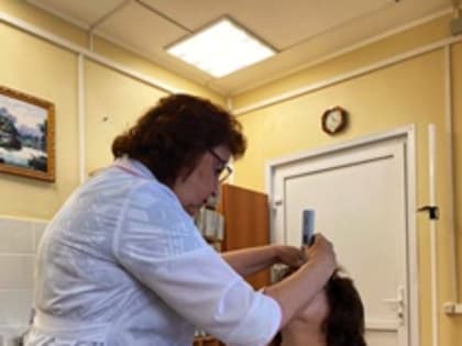 Медицинские специалисты городской поликлиники № 1 имени С.М. Кирова провели “выездную поликлинику” в поселке Меловом