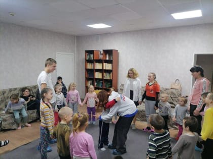 Молодогвардейцы Димитровграда посетили социально - реабилитационный центр «Радуга»