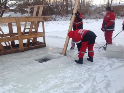 В областном центре определили восемь мест Крещенских купаний