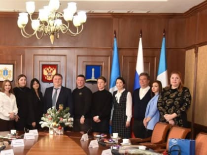 «Поздравляю представителей средств массовой информации с профессиональным праздником – Днём российской печати!»