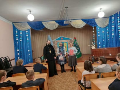 Награждение победителей Рождественского конкурса в Октябрьском лицее