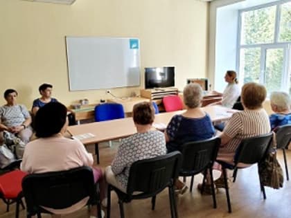 Ульяновский кардиолог рассказала участникам Центра активного долголетия о профилактике болезней сердца