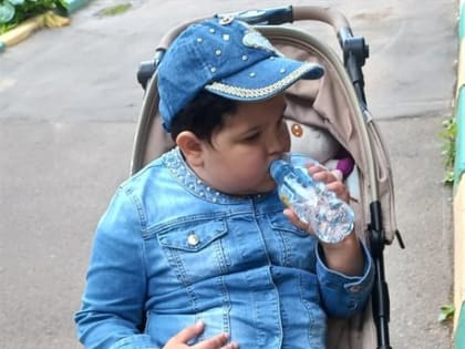 Маленькой Соне из Ульяновска помогла «Копилка жизни», но сломалась коляска