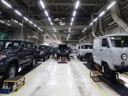 Алексей Русских обсудил планы по развитию УАЗ с новым гендиректором Алексеем Спириным