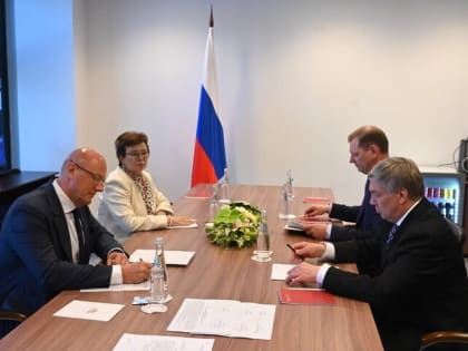 В рамках встречи Дмитрия Чернышенко и Алексея Русских подписана дорожная карта перехода на Гостех