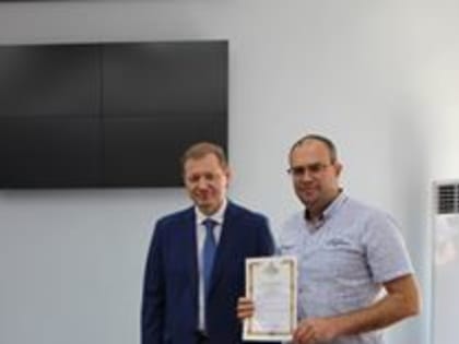 Владимир Разумков наградил коллективы медучреждений Ульяновской области за помощь участникам специальной военной операции