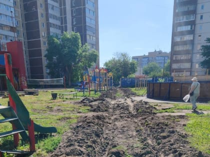 На Самарской, 17 началось комплексное благоустройство