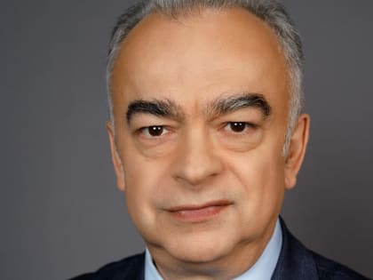На вопросы по диагностике и лечению раковых заболеваний отвечает главный специалист-онколог регионального Минздрава Сергей Викторович Панченко