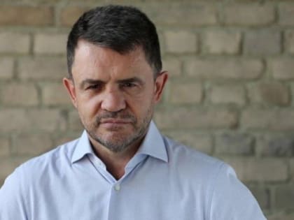 Моргачев возмущен качеством ремонта двора на улице Октябрьской