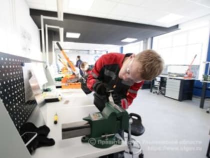 В ульяновском колледже будут готовить свыше 300 специалистов для авиационной отрасли в год