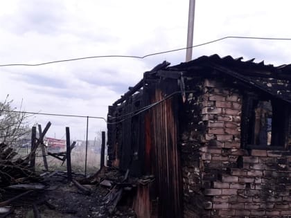 Трагедия в Старокулаткинском районе. В пожаре погибли два человека