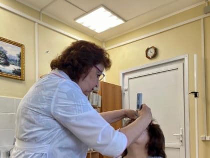 Медицинские специалисты городской поликлиники № 1 им. С.М. Кирова провели “выездную поликлинику” в поселке Меловом