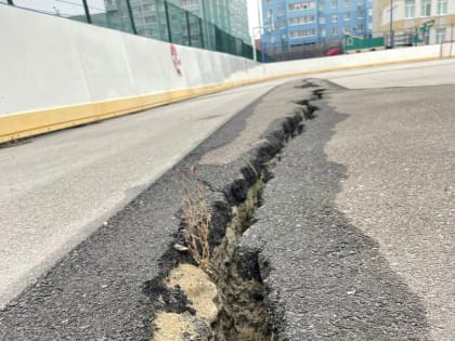 В Ульяновске хоккейные корты начали готовить к зиме
