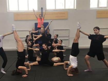 Базарносызганских школьниц подготовили в Ульяновске к олимпиаде по физкультуре