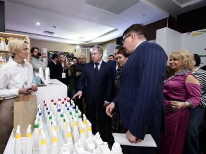 Алексей Русских поручил проработать предложения от бизнеса по итогам форума деловых женщин