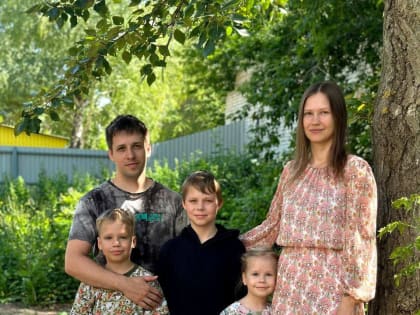 Студия красоты, столярная мастерская и цветоводство: какие бизнес-идеи для соцконтракта помогли ульяновцам заработать