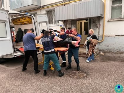 Предварительный диагноз – инсульт. Жительнице Ульяновска понадобилась помощь спасателей