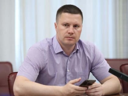 Рамиль Хакимов оспаривает лишение полномочий в суде